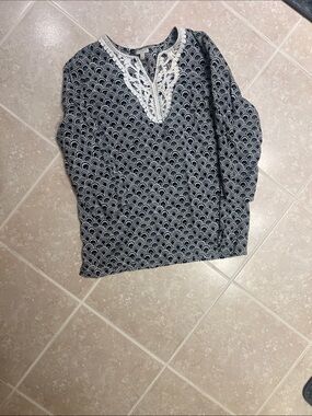 Talbots Navy and White Patterned Tunic with Lace Trim